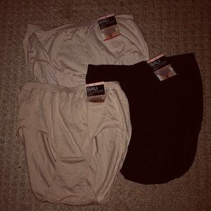 Lot 3 Bali new nwt comfort revolution  brief  underwear 10 11